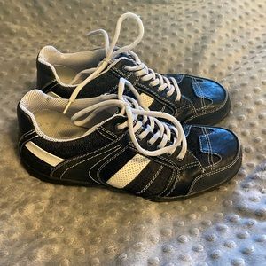 Men’s Call It Spring shoes, size 9, black and white, EUC